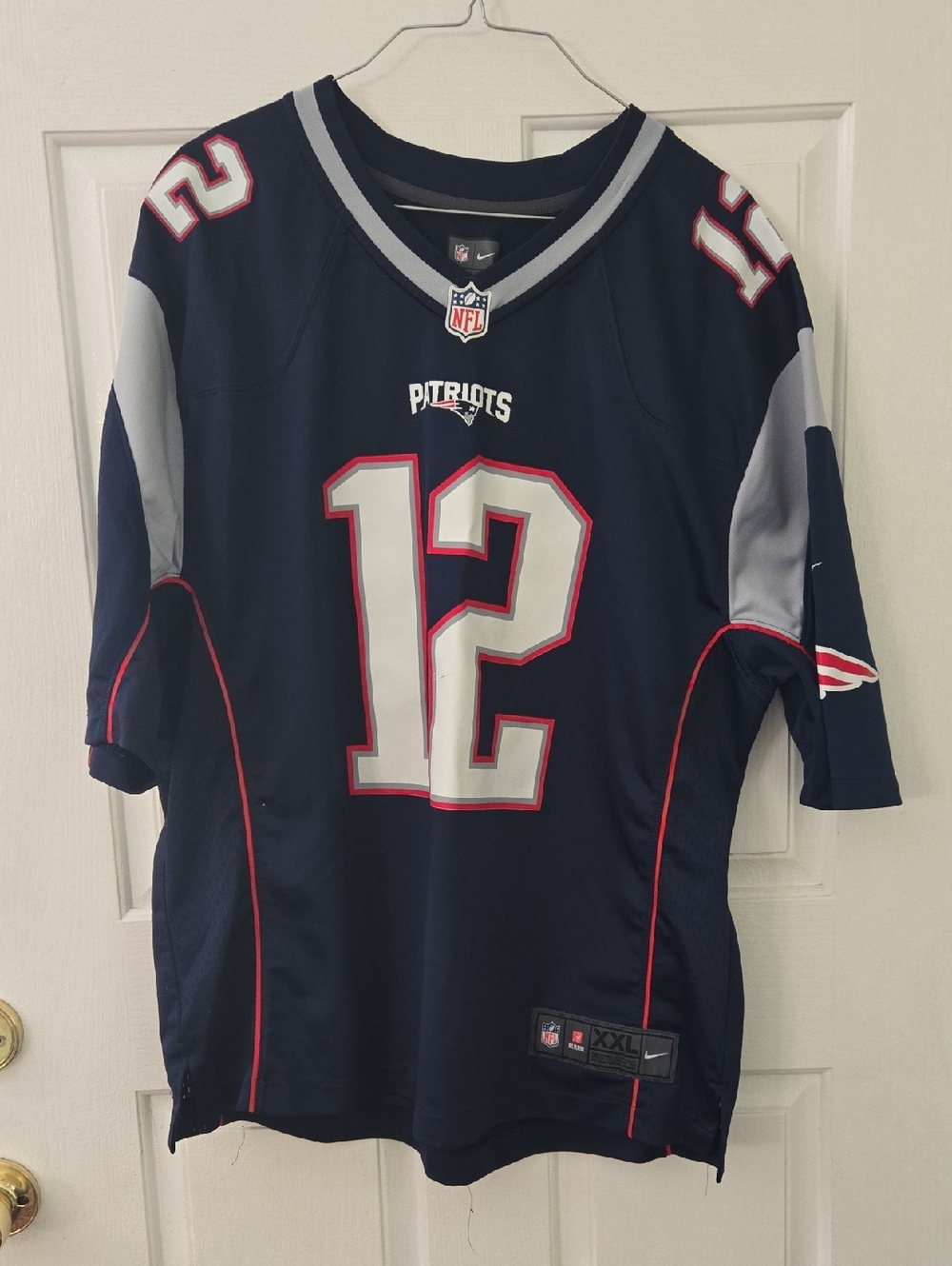 Nike  New England Patriots #12 Tom Brady Football Jersey